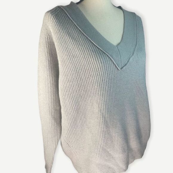 FRNCH Paris V Neck Ribbed Knit Sweater Gray NWT - Picture 9 of 10